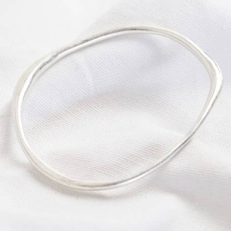 Antique Bangle in Silver